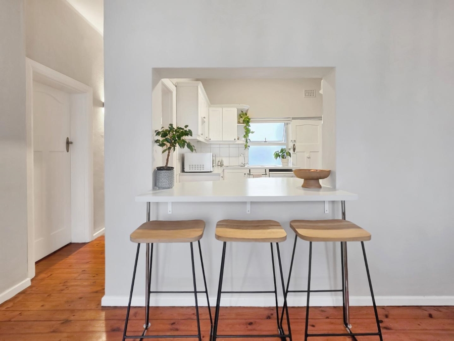 To Let 2 Bedroom Property for Rent in Green Point Western Cape